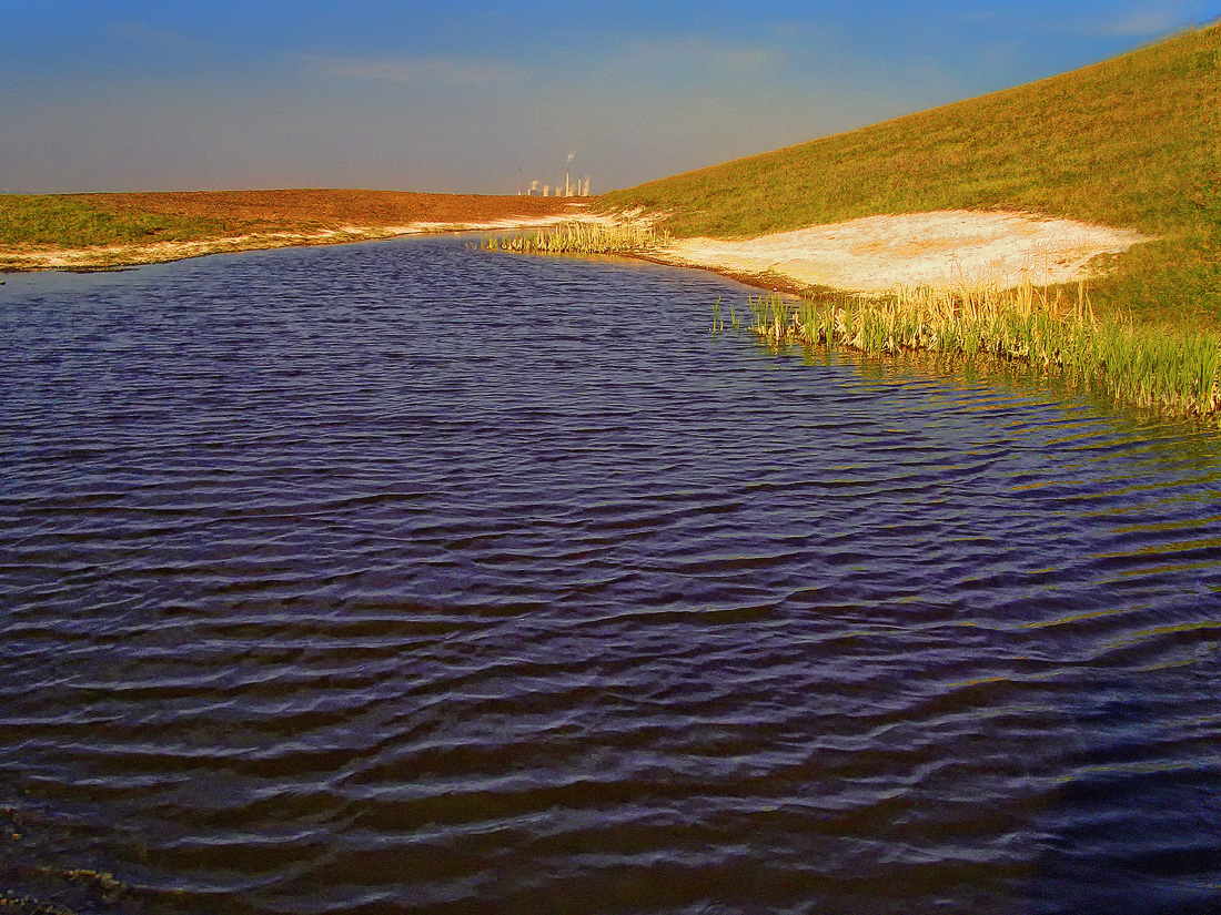 Regenwasseransammlung auf der Halde Haniel