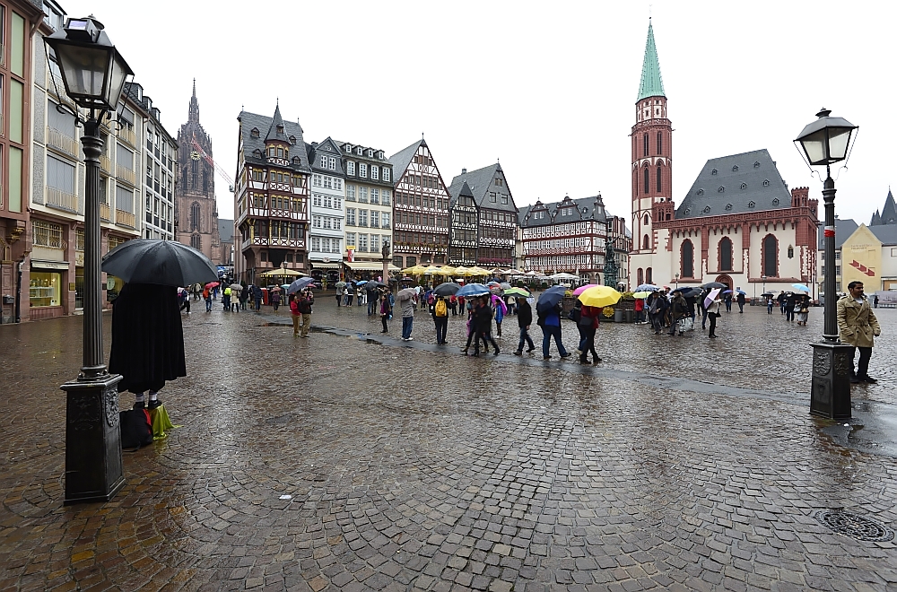 Regenwetter auf dem Römerberg