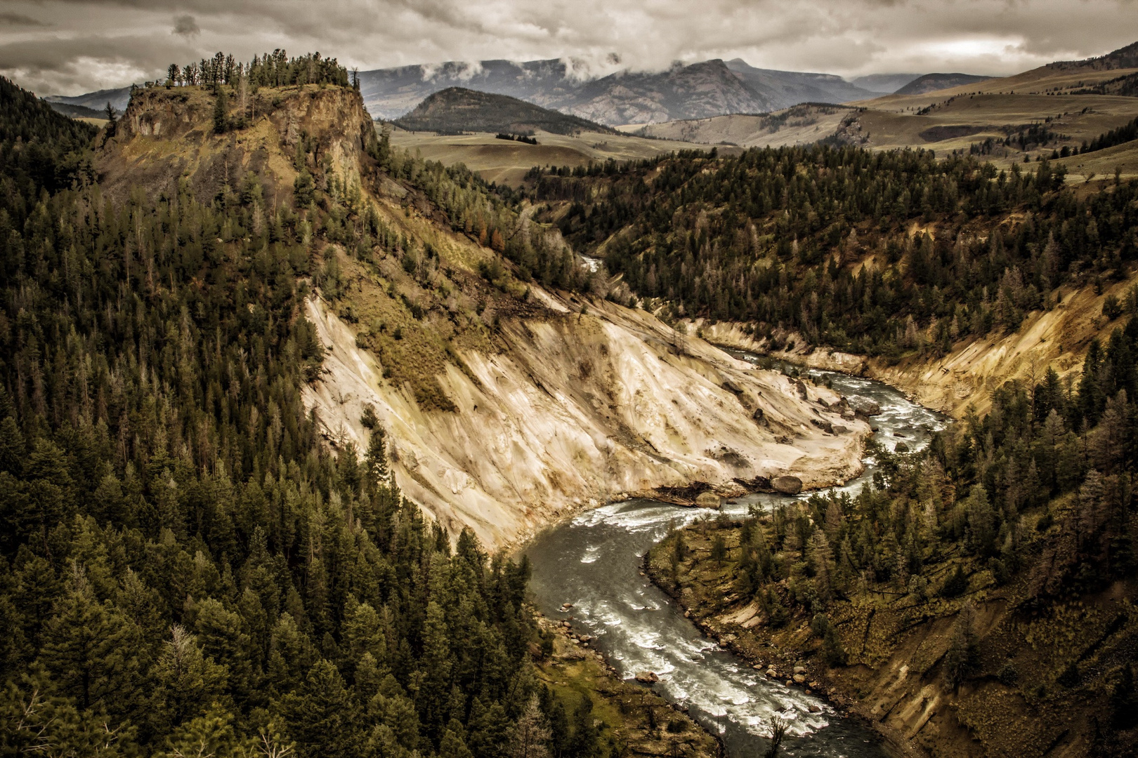 Regenwetter im Yellowstone Park