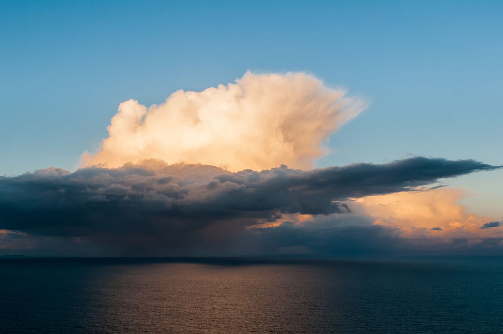 Regenwolke Foto & Bild | himmel, wolken, himmel & universum Bilder auf