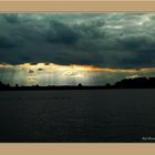 Regenwolken über dem Rothsee