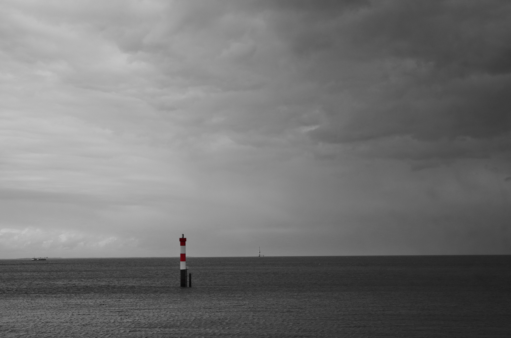 Regenwolken über der Jade