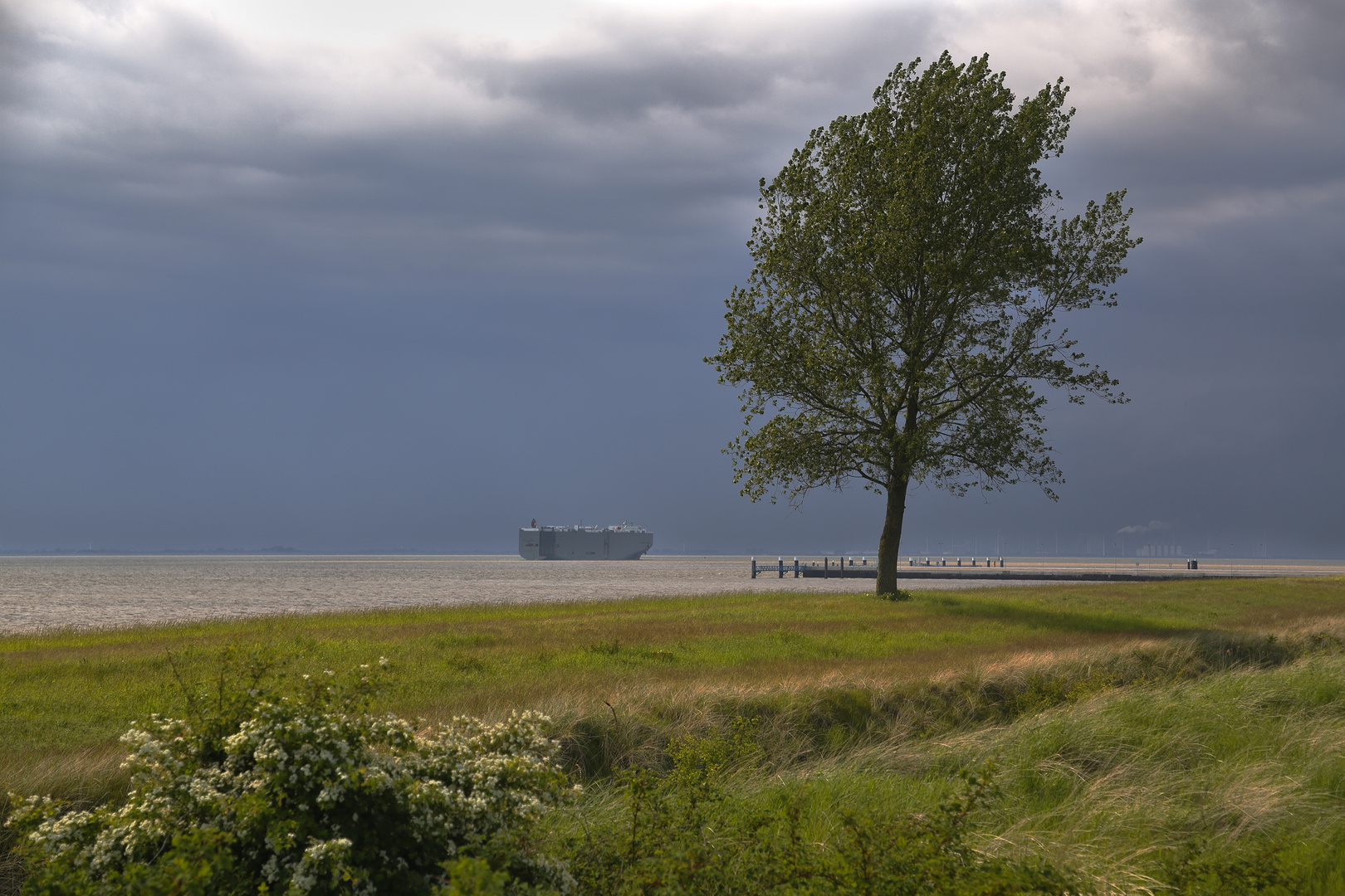 Regenwolken über der Nordsee