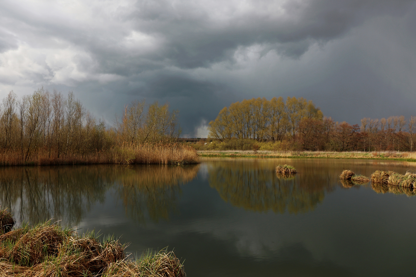 Regenwolkenspiegelung