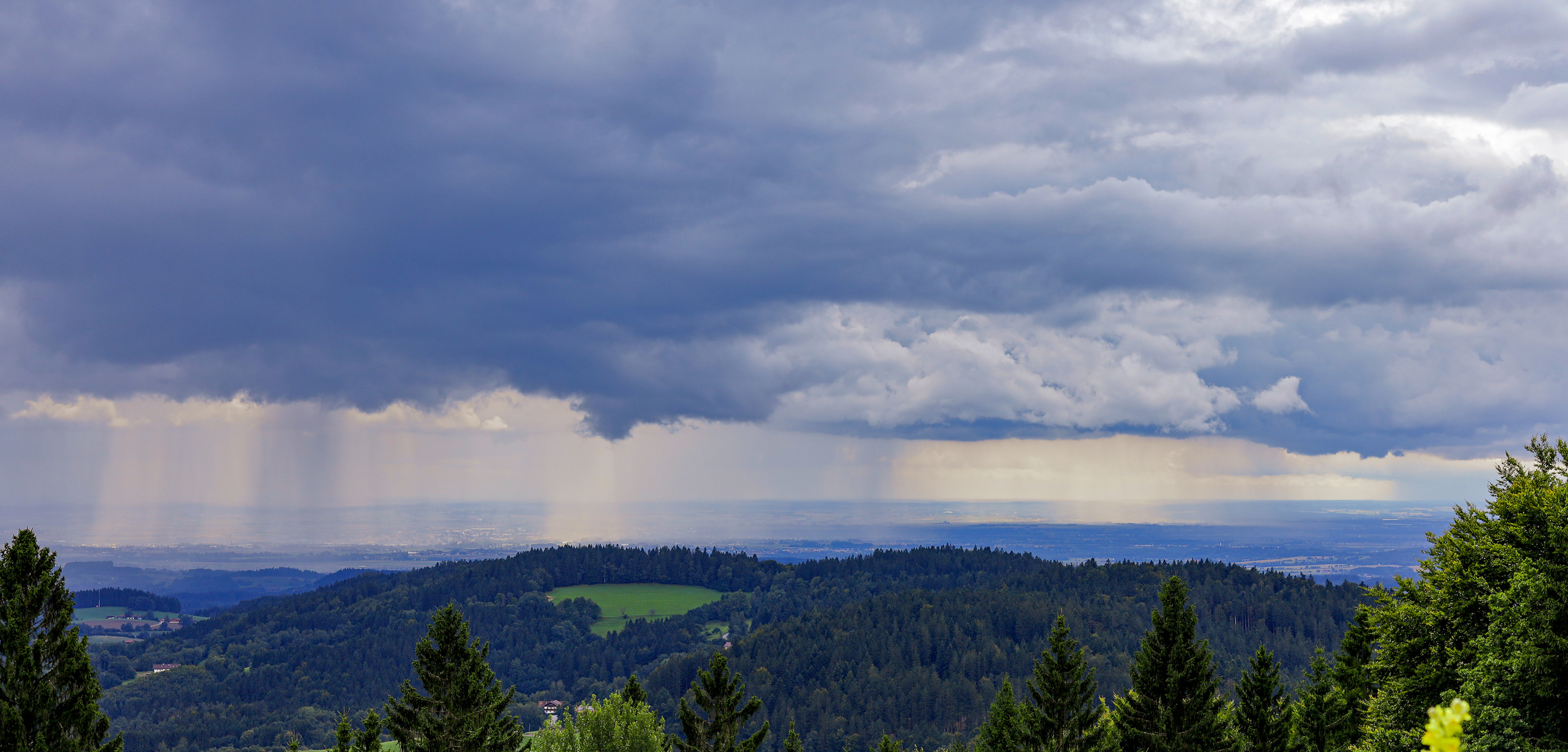 regenwolkenvorhang..