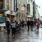 REGENZEIT EINKAUFSZEIT TROTZ ALLEDEM