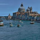 Reger Betrieb auf dem Canal Grande