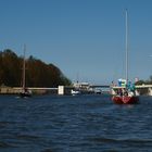 Reger Verkehr vor der Schleuse......