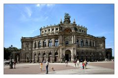 reges leben vor der semperoper