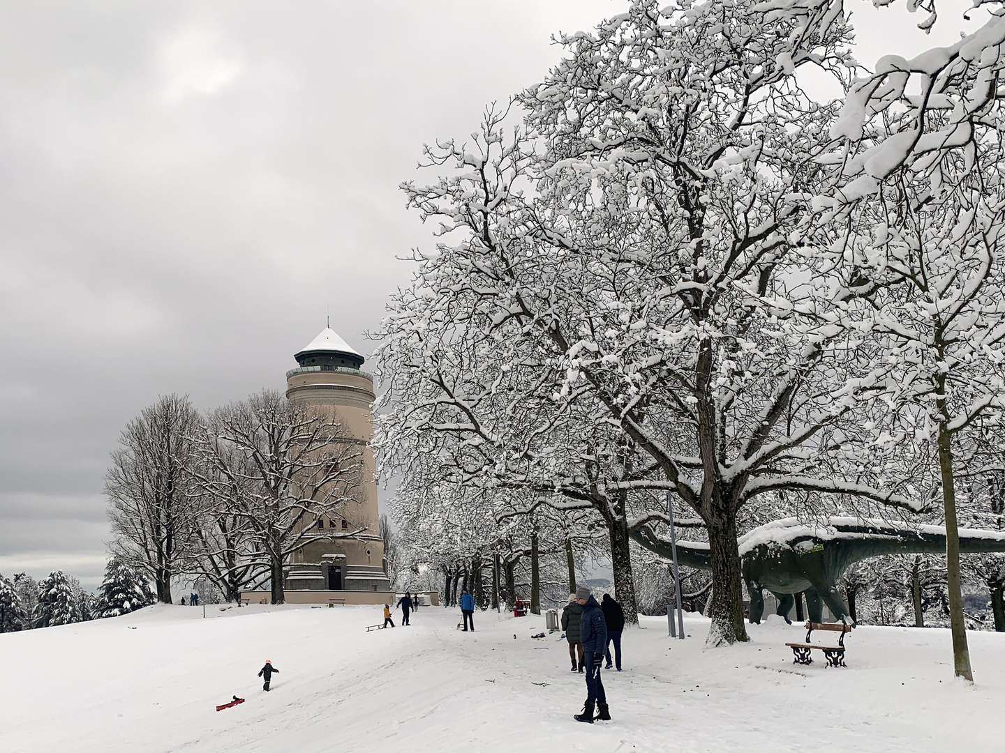 Reges Treiben an einem Wintertag in Basel