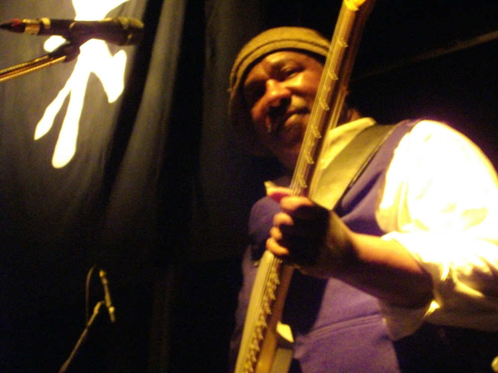 Reggie Worthy (Stoppok) Bassist