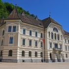 Regierungs _ Landtagsgebäude von Vaduz