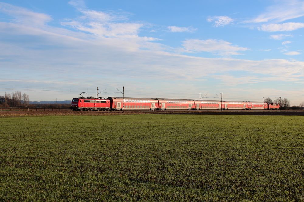 Regio DB Zug auf der Riedbahn