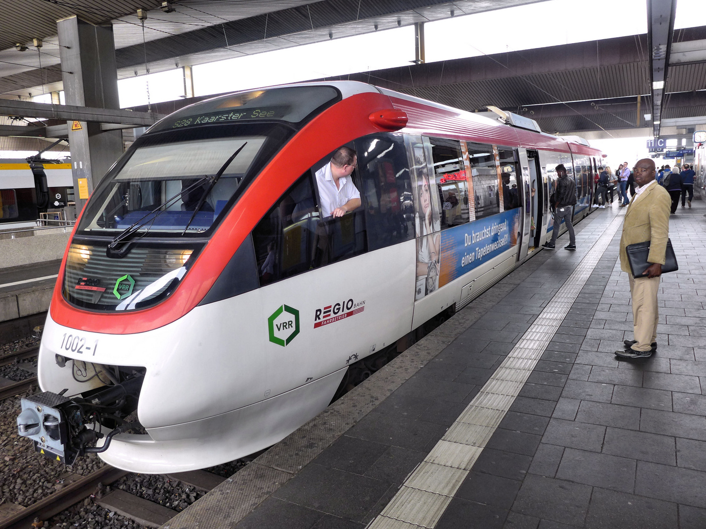 Regiobahn im Hbf Düsseldorf