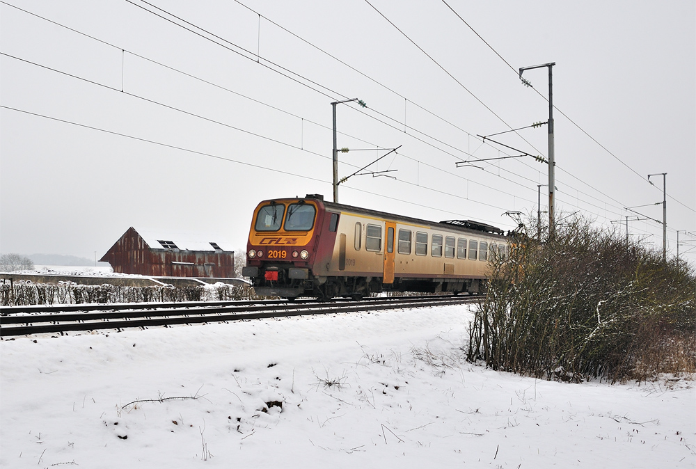 RegionalBahn im Schnee