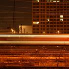 RegionalExpress faehrt in den Dortmunder Hauptbahnhof ein