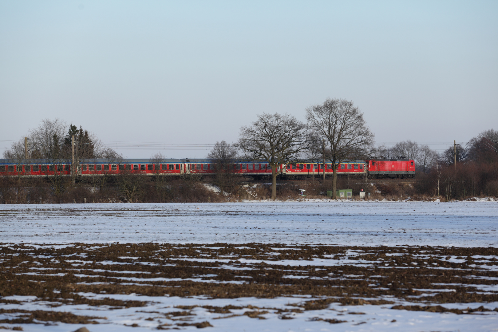 Regionalexpress Flensburg-Hamburg bei Krogaspe