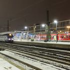 Regionalzüge am Winterabend