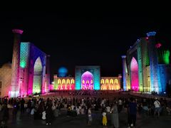 Registan bei Nacht - Light&Sound-Show