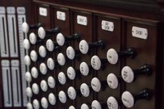 Register der Orgel in der Saalkirche von Ingelheim