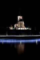 Regiswindiskirche Lauffen am Neckar bei Nacht