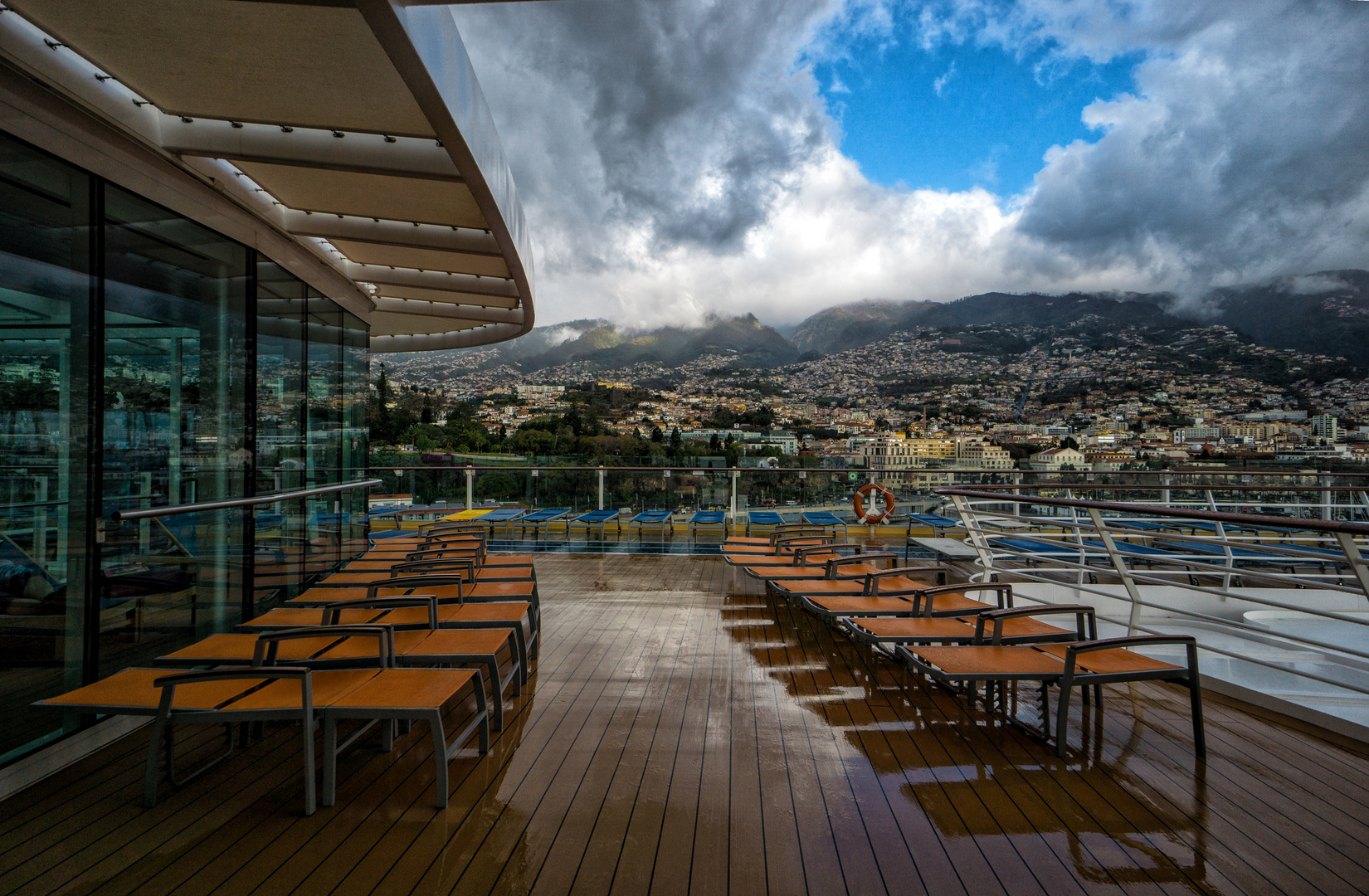 Regnerischer Morgen in Funchal