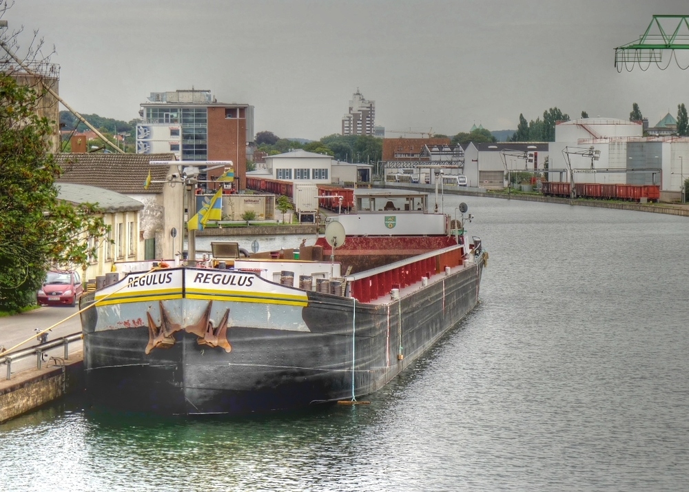 Regulus im Hafen