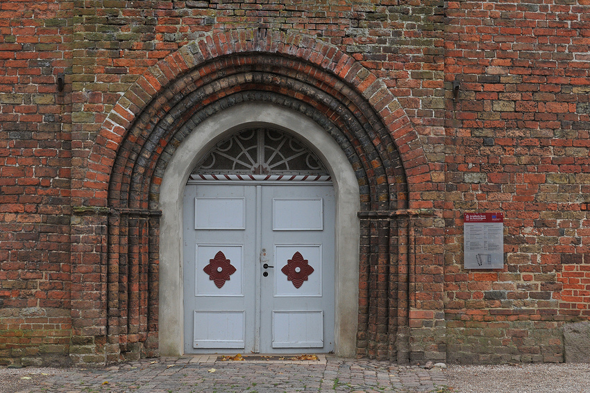 Rehna – Klosterkirche, Eingangstür