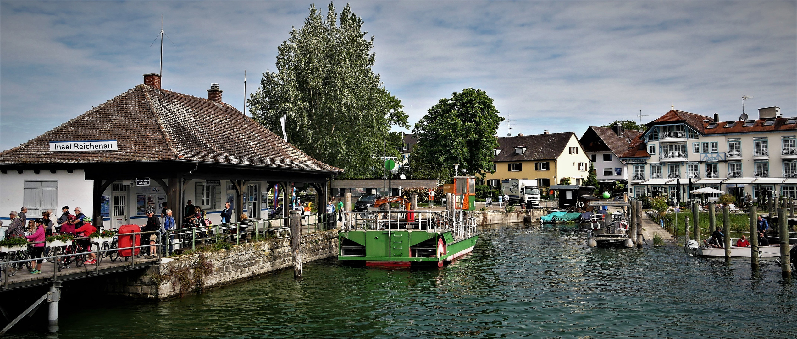 Reichenau Der Schiffs-Anleger im Panorama