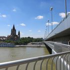 Reichsbrücke in Wien