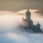 Reichsburg Cochem im Nebel