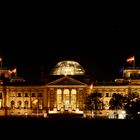 Reichstag bei Nacht