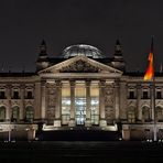 Reichstag bei Nacht