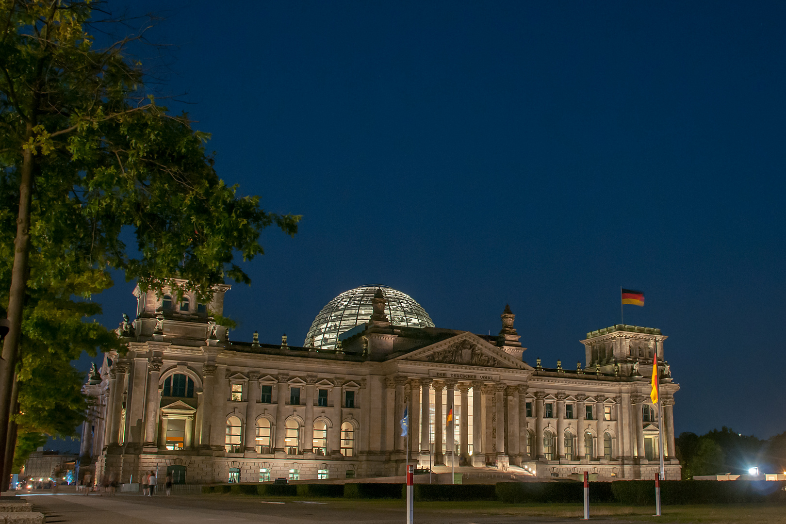 Reichstag bei Nacht.