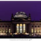 Reichstag bei Nacht