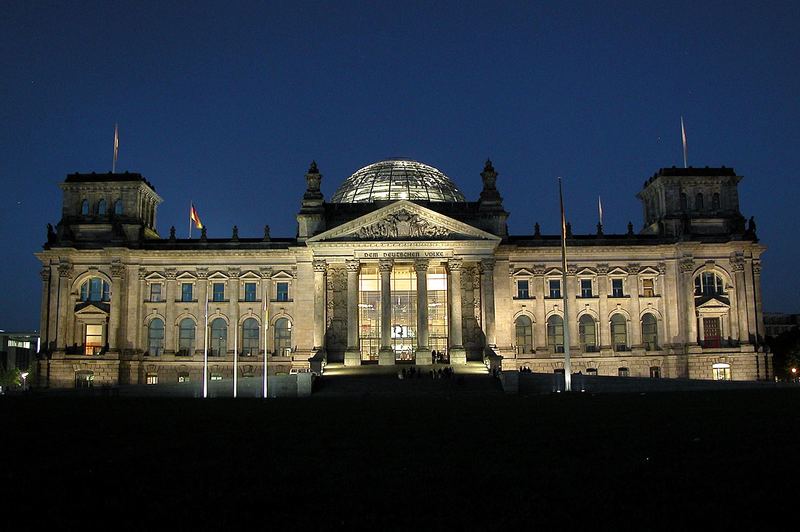 Reichstag bei Nacht (Reloaded)