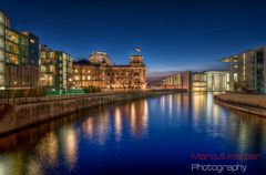 Reichstag Berlin Blaue Stunde