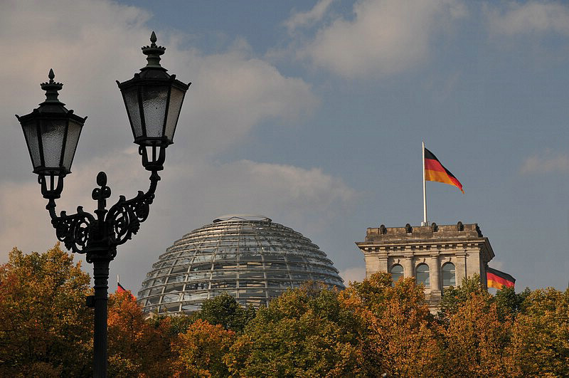 Reichstag - Blick von der Ebertstraße