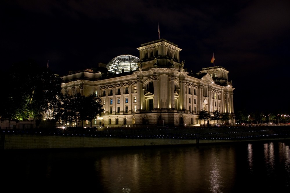 Reichstag mit Spree