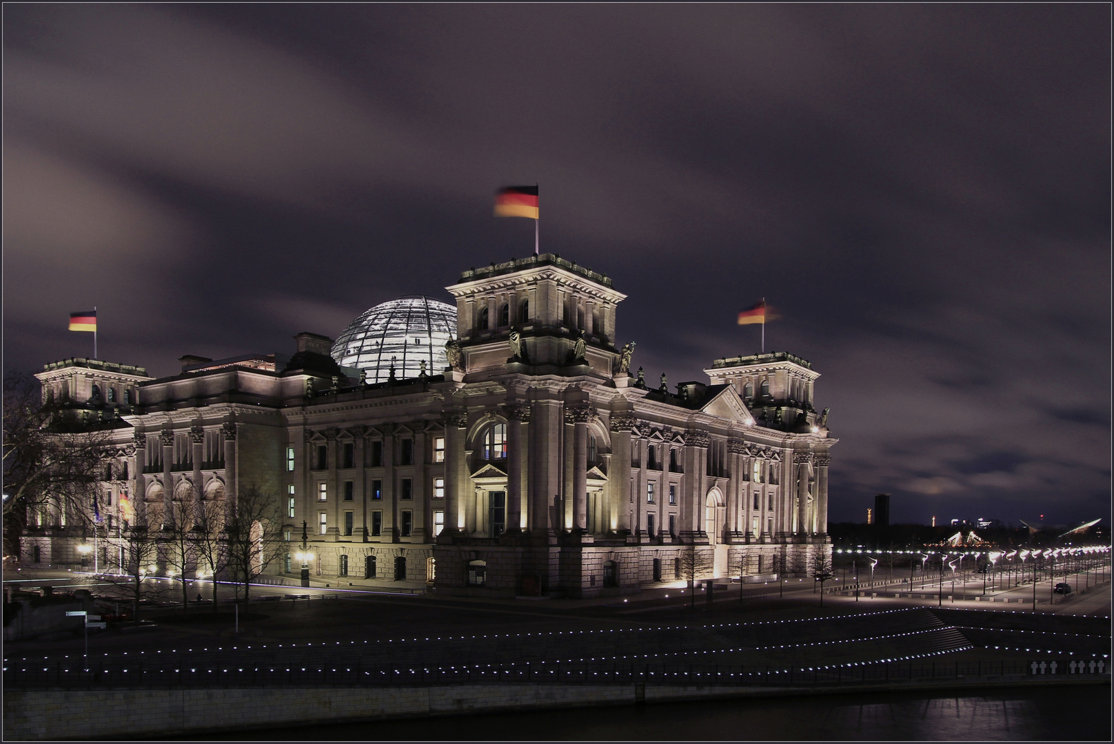 Reichstag nachts