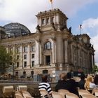 Reichstag von der Spree aus gesehen