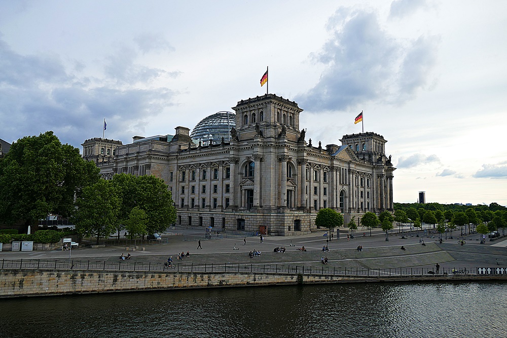 Reichstagsgebäude!