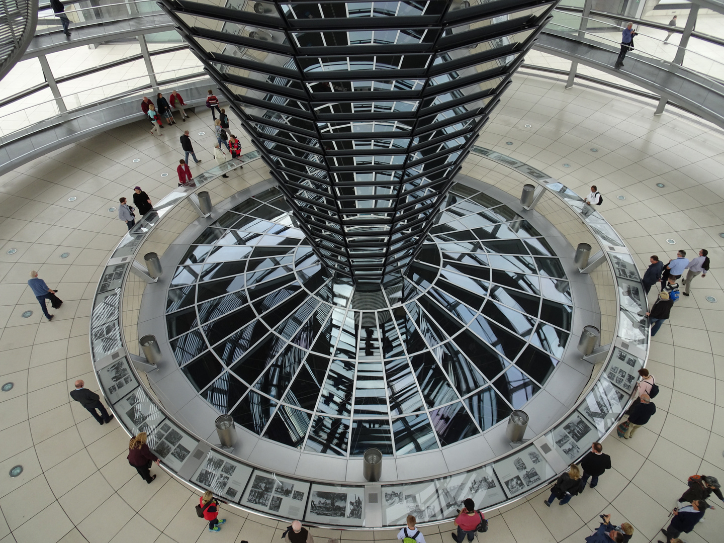Reichstagskuppel (Deutscher Bundestag) Berliner Reichstag