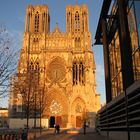 Reims : Cathédrale et son reflet dans la médiathèque