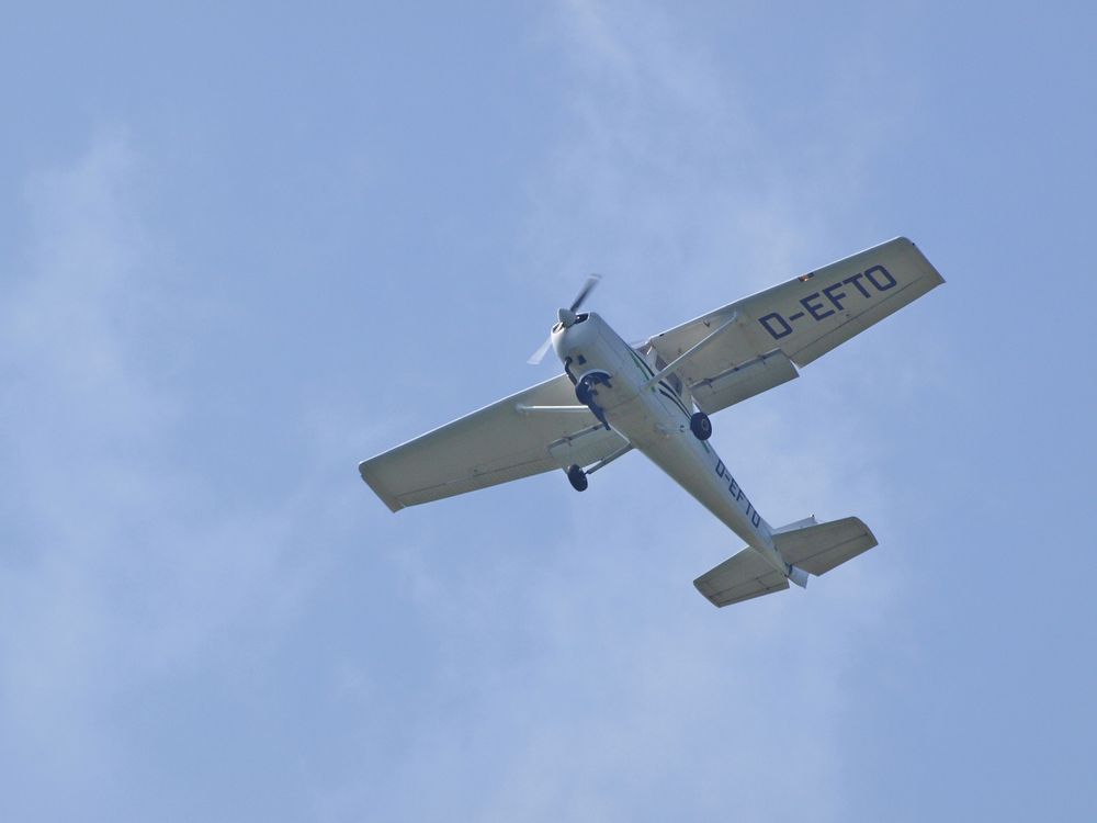 Reims-Cessna F152