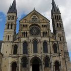 Reims St. Remi, Fassade