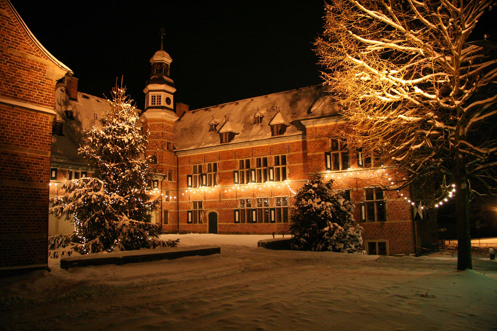 Reinbeker Schloss im Weihnachtsschmuck