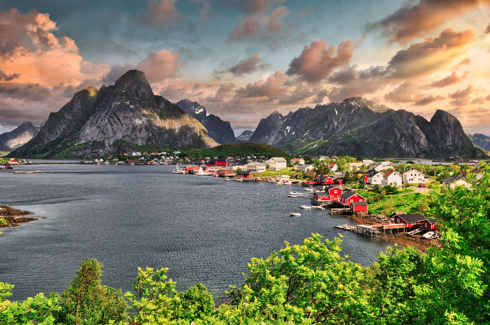 Reine Lofoten Eurotravelogue™ Expedition Lofoten Islands Norway