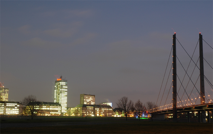 Reinkniebrücke zum Feierabend