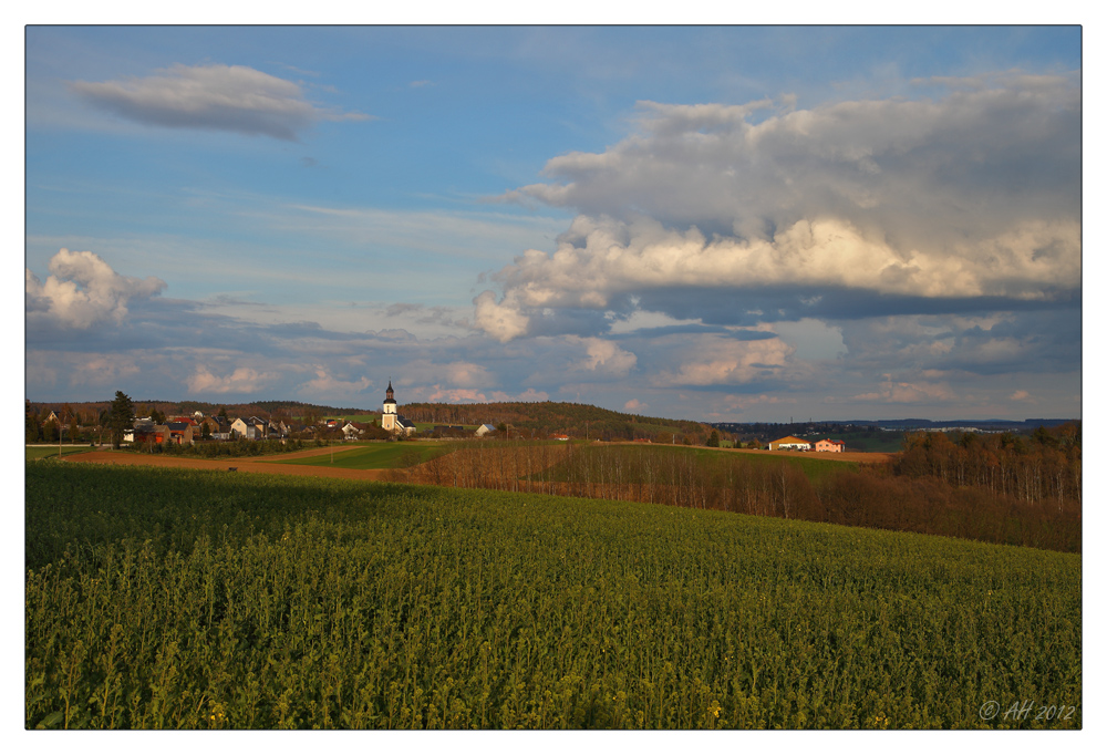 Reinsdorf mit Wolkenhimmel